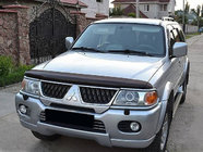 Mitsubishi Pajero Sport 1996-2007 Deflector de capó (SIM) foto 1