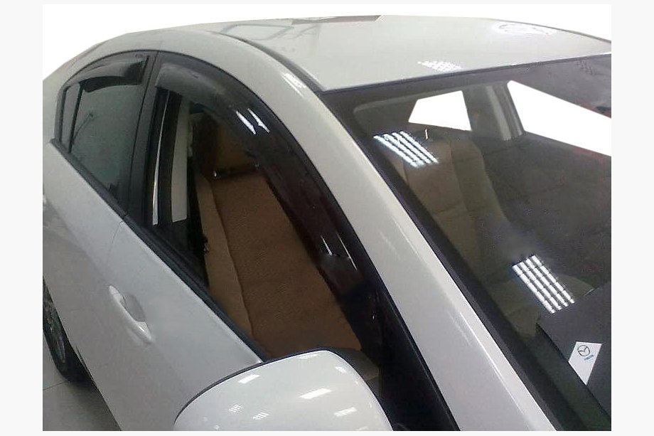 Mazda 3 2009-2013 Deflectores de Ventana SD (4 uds, SIM) Image