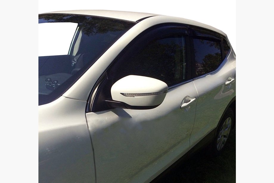 Nissan Qashqai 2014-2021 Deflectores de Ventana (4pcs, SIM) Image