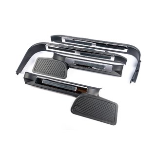 Umbrales de puerta de plastico con iluminacion (negro) Toyota Land Cruiser 200 2007-2021 foto 1