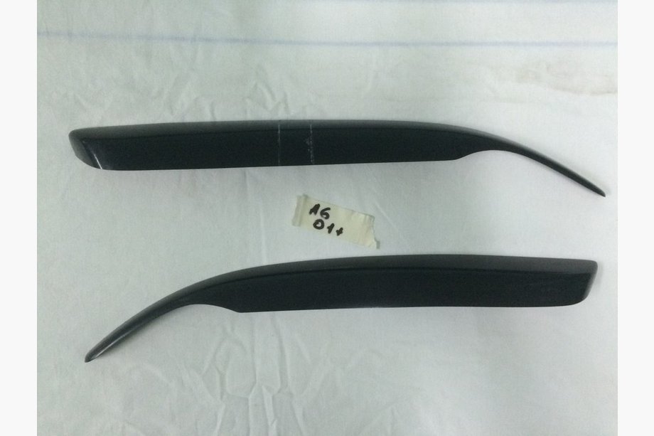 Audi A6 C5 2001-2004 Pestañas para faros (2 uds, imprimadas) Image