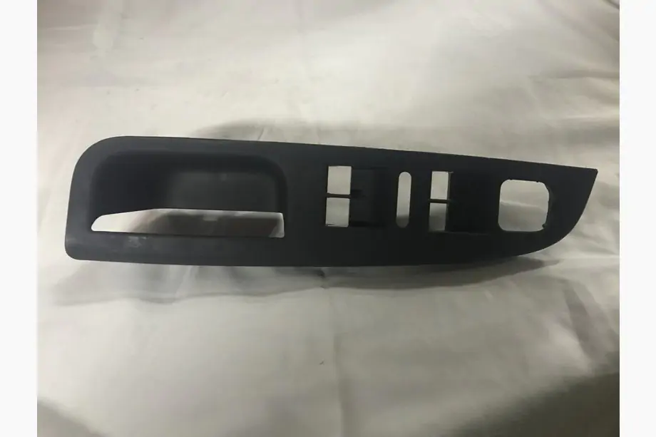 Volkswagen Passat B6 2006-2012 Cubierta plastica de puerta Image