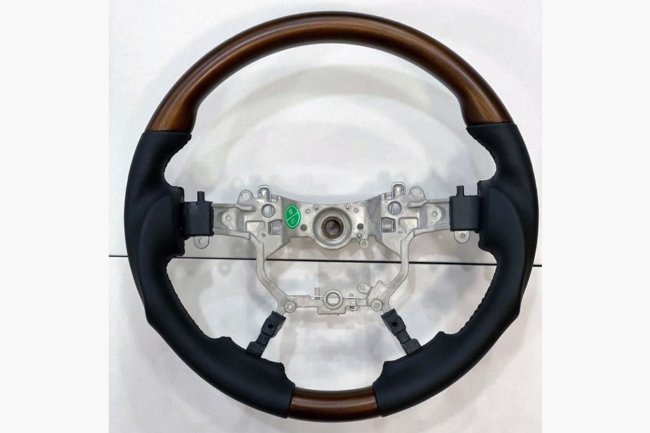 Toyota Land Cruiser 200 2007-2021 Aro de volante solo (Anatomico, madera clara) Image
