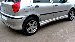 Fiat Palio 1996-2011 Faldones laterales (imprimados para pintar) foto 1