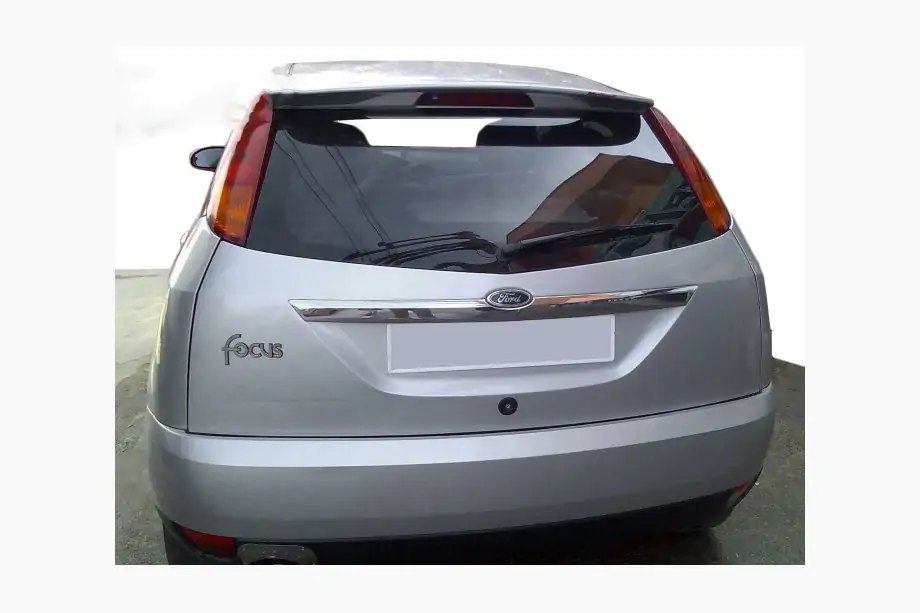 Ford Focus I 1998-2005 Alerón HB (imprimado para pintar) Image