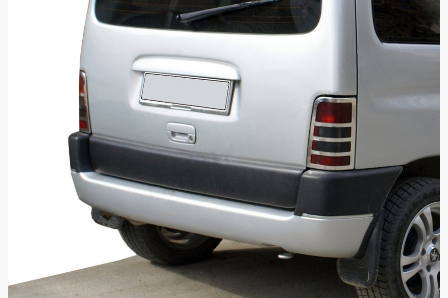 Citroen Berlingo 1996-2008 Cubiertas cromadas para luces traseras (2 uds., acero inoxidable) Foto 5