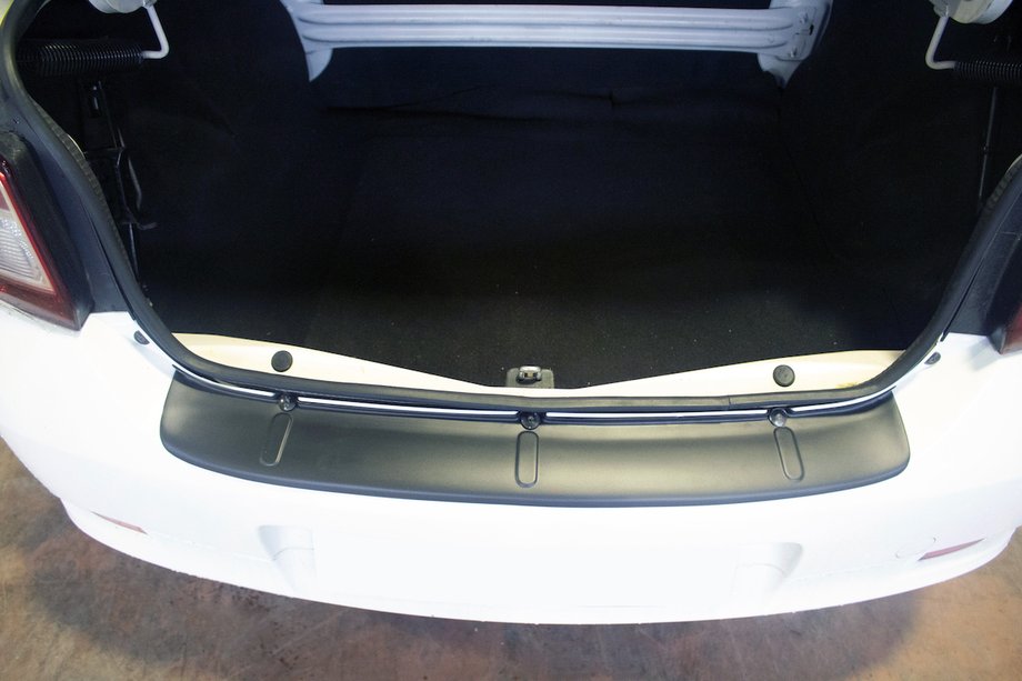 Renault Logan II 2013-2022 Protector de parachoques trasero EuroCap (ABS) Image