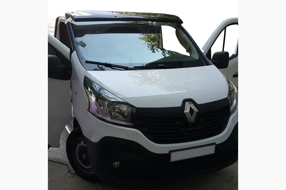 Renault Trafic 2015- Visera parabrisas (negro brillo, 5mm) Image