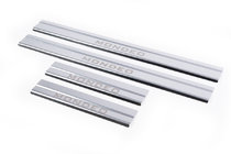 Ford Mondeo 2000-2007 Protecciones de umbral Carmos (4 uds, acero inoxidable) foto 1