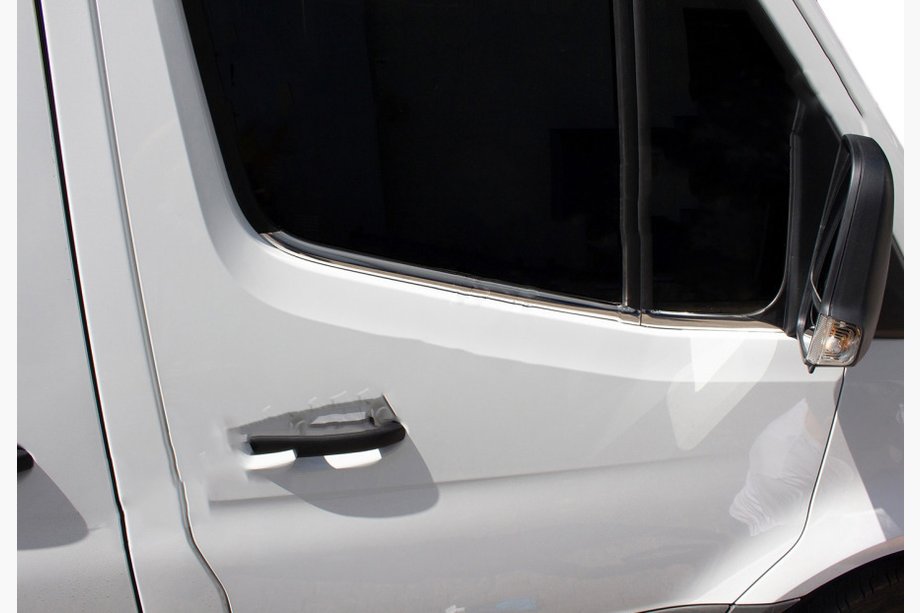 Mercedes Sprinter W907/W910 2018- Molduras de Ventanas Cromadas (4 uds) Image