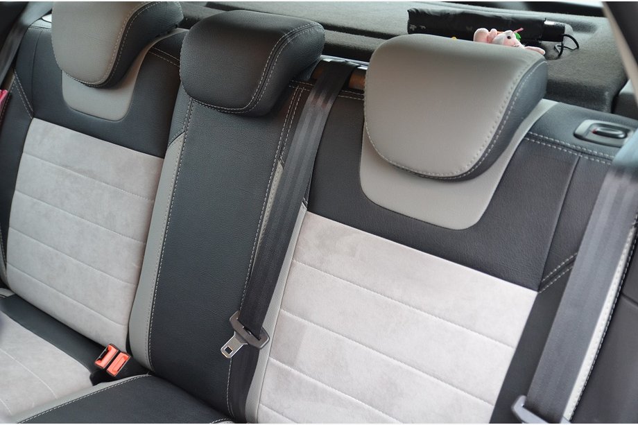 Ford Focus III 2011-2017 Fundas de asiento a medida de cuero ecológico Brothers Leather Style Foto 4