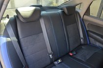 Hyundai Elantra (HD) 2006-2011 Fundas de Asientos Elite (Cuero Sintético con Inserciones de Alcantara) foto 5
