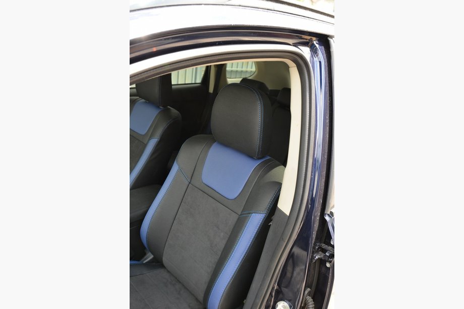 Mitsubishi Outlander 2012-2021 Fundas de Asientos SoyuzAuto Estilo Cuero Foto 2