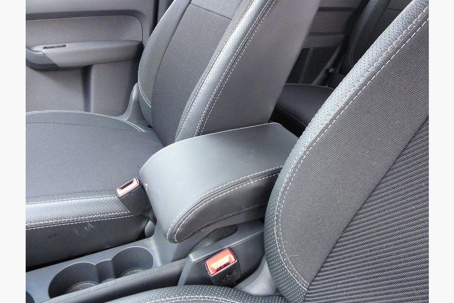 Volkswagen Touran 2003-2010 Fundas de Asientos de Coche SoyuzAuto Premium Foto 5