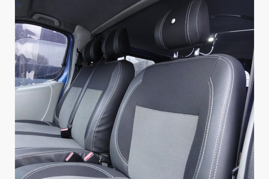 Renault Trafic 2001–2015 Fundas para coche (polipiel y tela, Premium) Asientos Delanteros 1+1 Foto 4