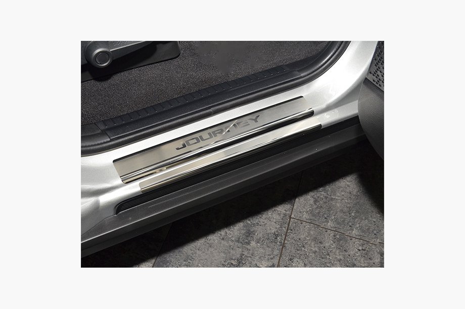 Dodge Journey 2008-2020 Cubiertas de Umbral Nataniko Premium (8 uds, Acero Inoxidable) Image