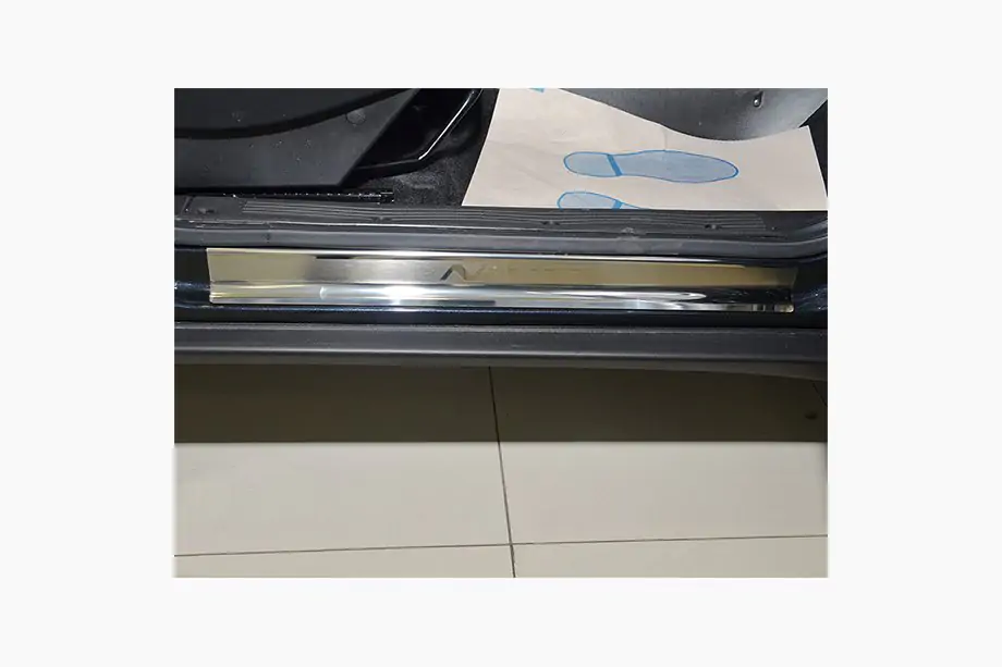 Chevrolet Niva 1998-2020 Cubiertas de Umbral Nataniko (4 uds, Acero Inoxidable) Image