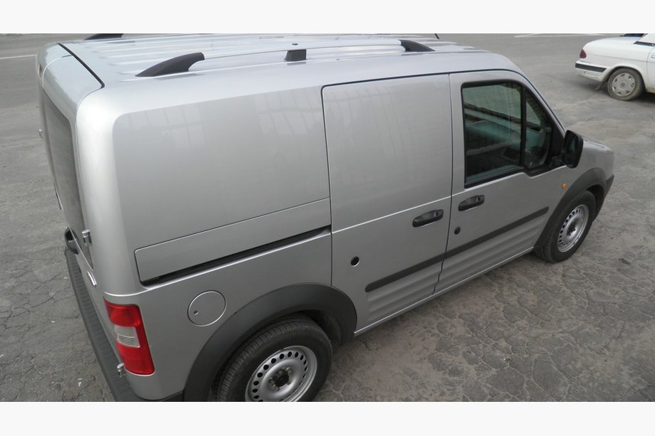 Ford Connect 2006–2009 Barras de Techo Cromadas (Pies de Plastico) Base Maxi, Pies de Plástico Foto 2