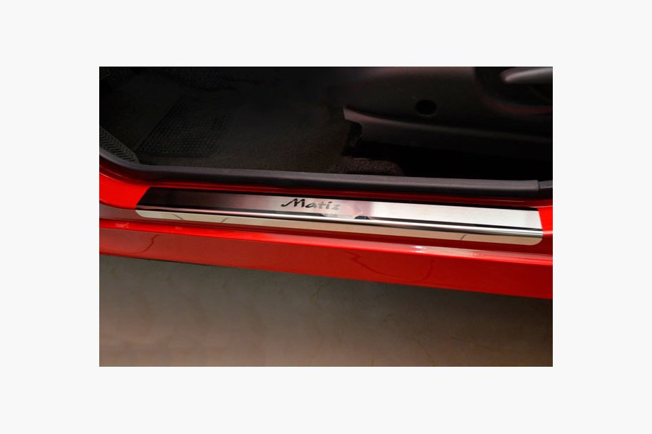 Daewoo Matiz 1998-2008 Cubiertas de Umbral NataNika Premium (4 uds, Acero Inoxidable) Image