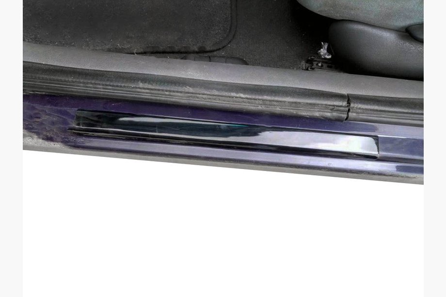 Renault Laguna 1994-2001 Cubiertas de estribos (2 uds., ABS) Image