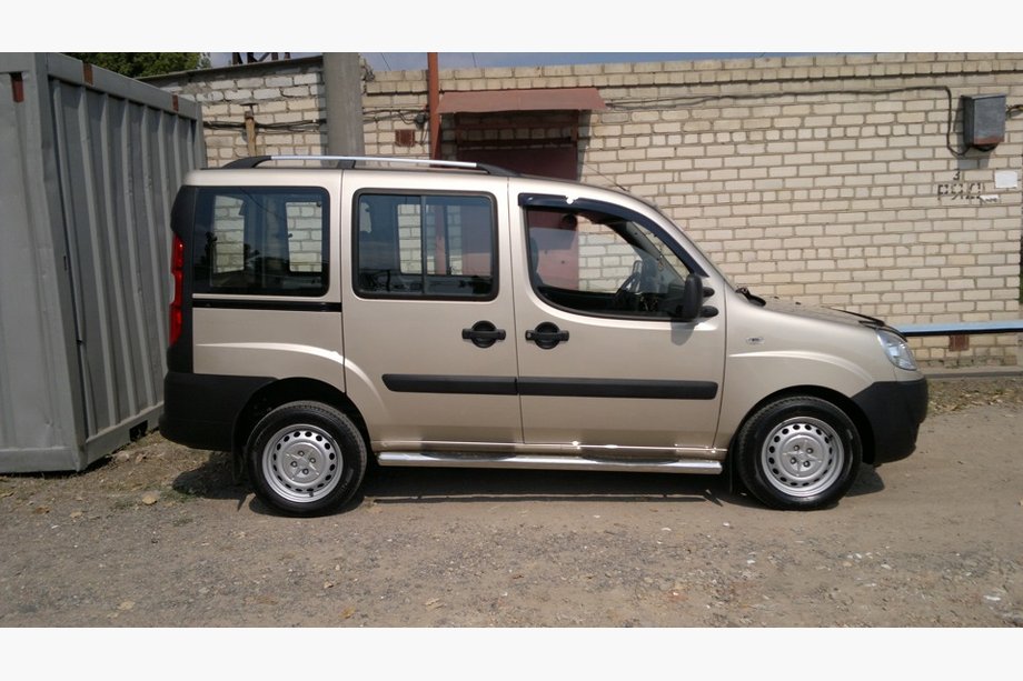 Fiat Doblo I 2005-2010 Barras de Techo Cromadas Foto 11