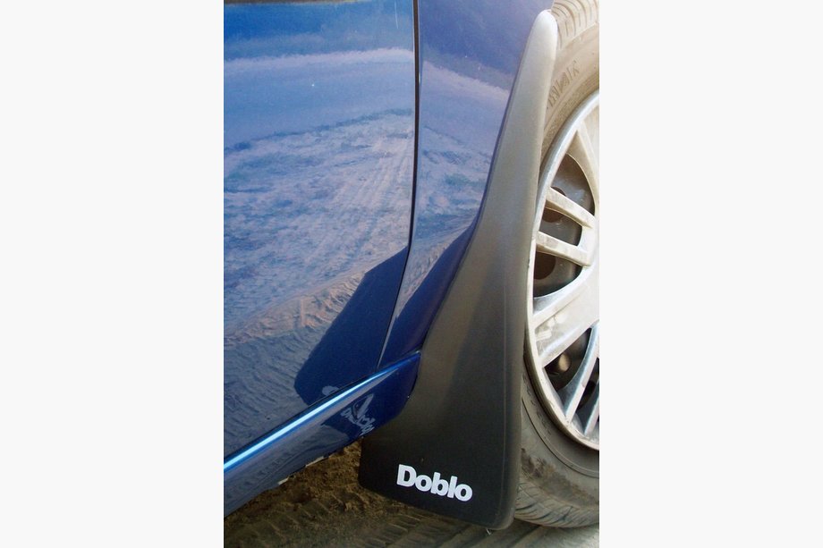 Fiat Doblo I 2001-2005 Guardabarros Premium Turquia Image
