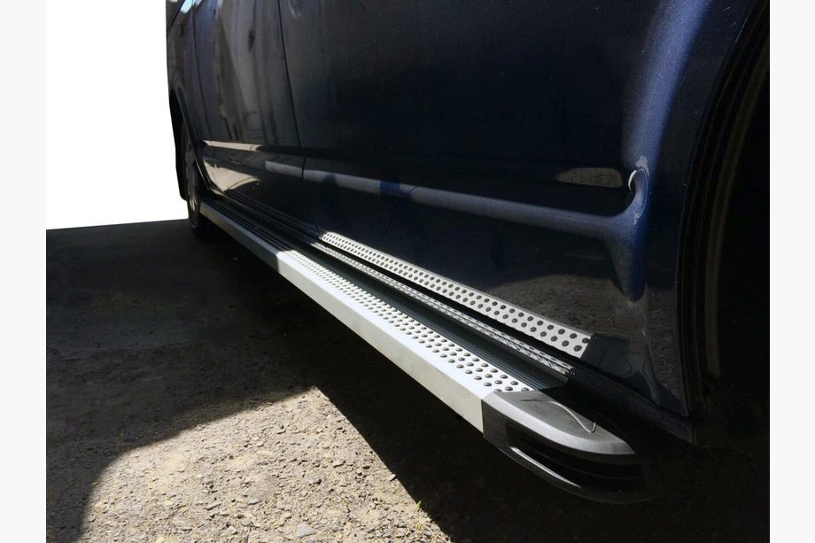 Volkswagen T5 Caravelle 2004-2010 Estribos Laterales Maya V2 (2 uds., Aluminio) Image