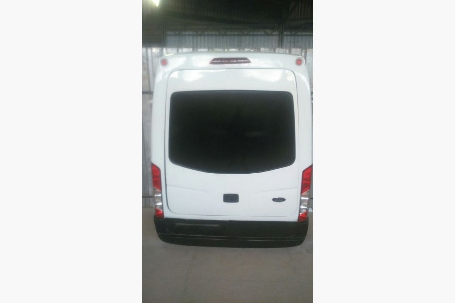 Ford Transit 2014- Baca de techo (imprimada para pintar) Foto 5