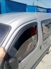 Peugeot Partner 1996-2008 Deflectores de Viento Negros (2 uds, DDU-Aomis) foto 3
