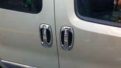 Fiat Fiorino/Qubo 2008-2024 Cubiertas y molduras cromadas para manijas de puertas (acero inoxidable, 8 piezas) foto 4
