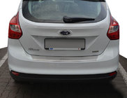 Ford Focus III 2011-2017 Protector de parachoques trasero con borde Natanika (acero inoxidable) foto 1