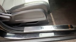 Dodge Nitro 2006-2011 Cubiertas de estribos Carmos para parte superior (acero inoxidable) foto 3