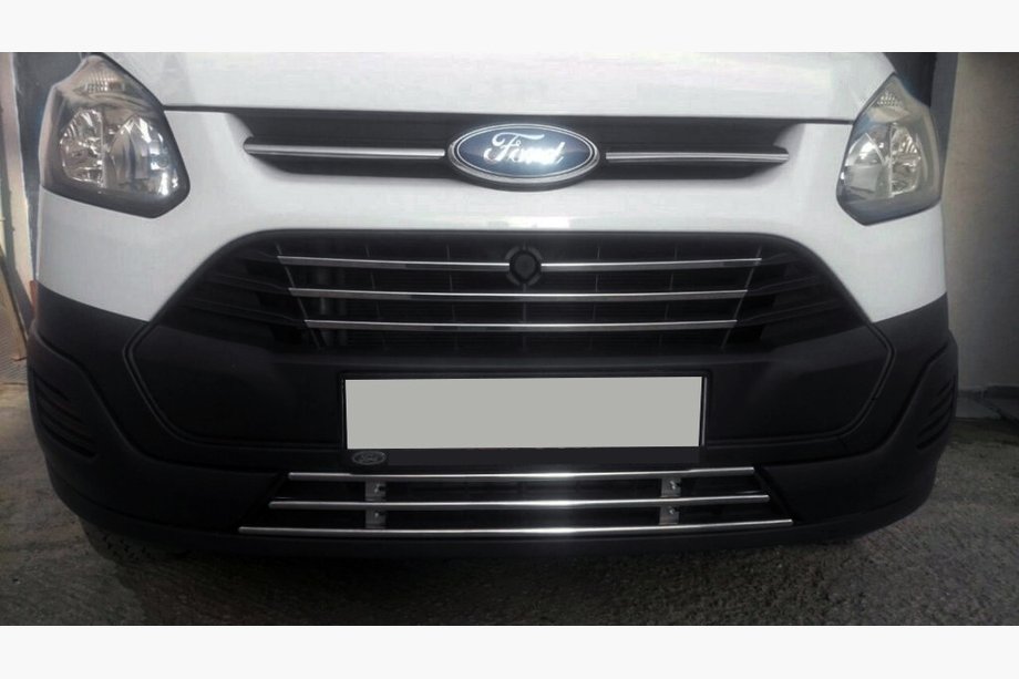 Ford Custom 2013-2022 Parrilla inferior completa 2013-2018 (acero inoxidable) Image