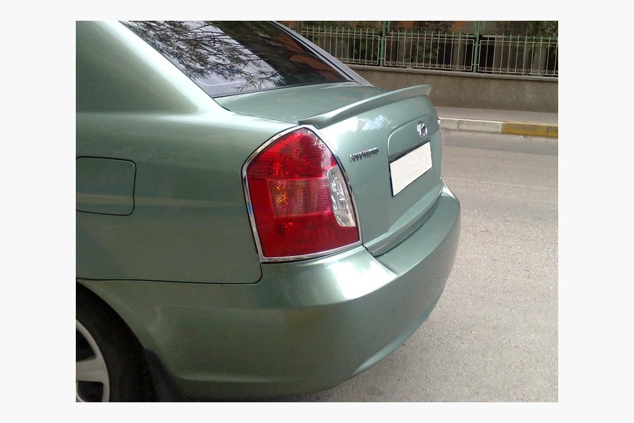 Hyundai Accent 2006-2010 Alerón Meliset (imprimado para pintar) Image