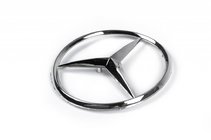 Mercedes E-сlass W210 1995-2002 Emblema trasero foto 1