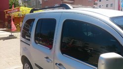 Renault Kangoo 2008–2020 Barras de techo originales con travesaños (batalla corta) Gris+Negro foto 9