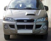 Hyundai H200, H1, Starex 1998-2007 Labio frontal central (imprimado para pintar) foto 1