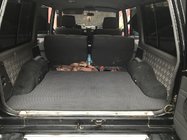 Nissan Patrol Y60 1988–1997 Alfombrilla de Maletero Larga (EVA, Negra) foto 1