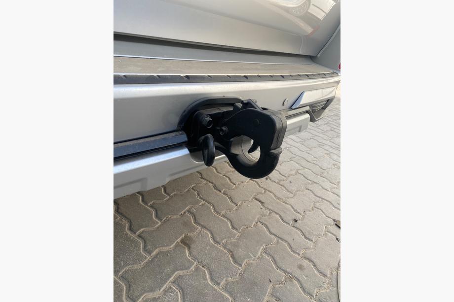 Toyota Land Cruiser 200 2007-2021 Enganche de remolque Image