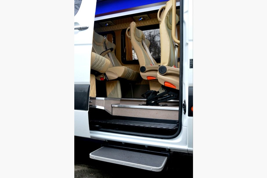 Mercedes Sprinter W901/902/903/904/905 1995–2006 Estribo Electrico (50cm) Foto 2