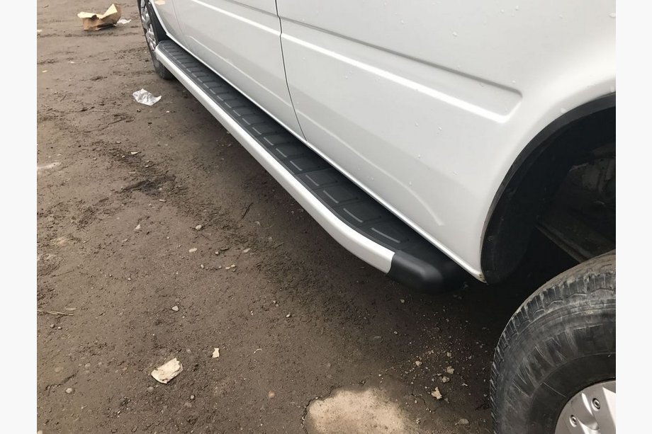 Mercedes Sprinter W901/902/903/904/905 1995–2006 Estribos Laterales King (2 uds., Aluminio) Batalla Media Foto 4