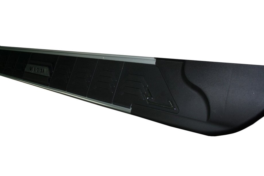 Mercedes Vito W638 1996-2003 Estribos Laterales RedLine Black (2 uds., Aluminio) Image