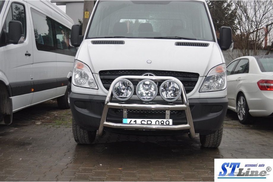 Mercedes Sprinter W906 2006–2018 Defensa delantera alta WT018 (acero inoxidable) Foto 4