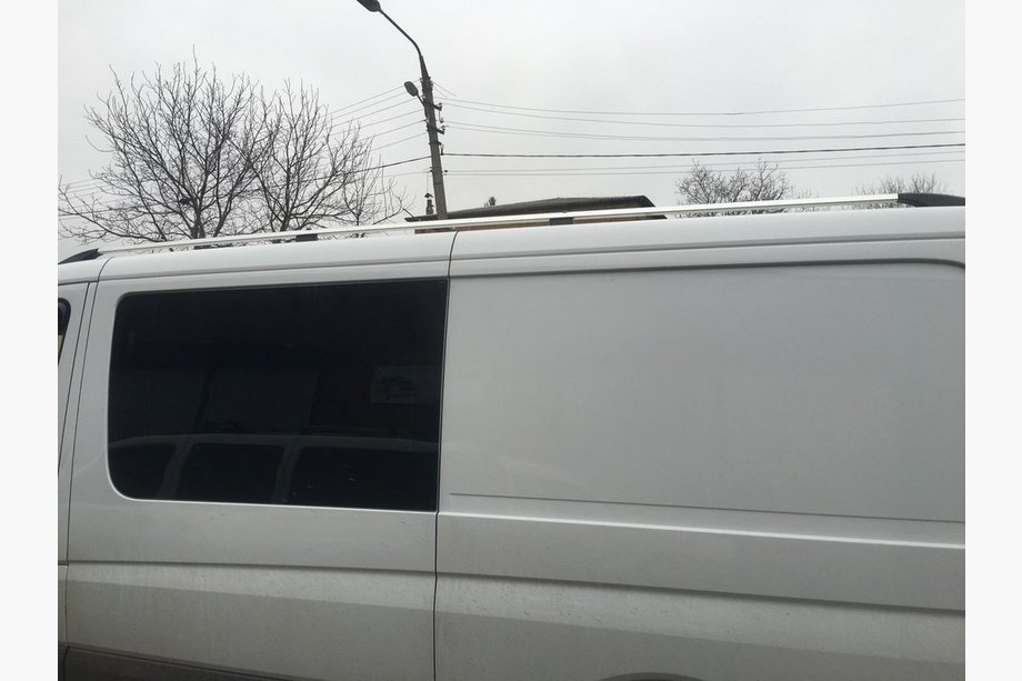 Mercedes Sprinter W907/W910 2018- Barras de Techo DD 340 cm, Cromo, Pie de Plastico Foto 2