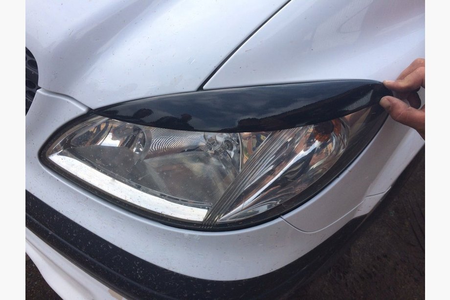 Mercedes Viano 2004-2014 Pestañas de faros rectas (negras) Image