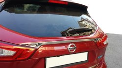 Nissan Qashqai 2014-2021 Moldura cromada sobre la matrícula (acero inoxidable) OmsaLine - Acero Inoxidable Italiano foto 1