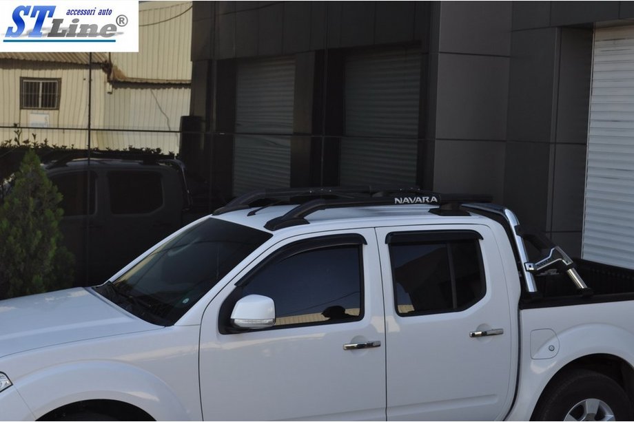 Nissan Navara/NP300 2016- Barras de techo originales (con travesaño) Negro Foto 6