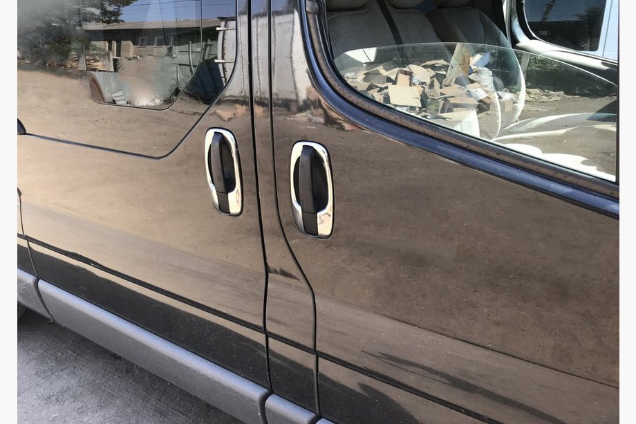 Nissan Primastar 2002-2014 Cubiertas de manijas (4 uds, acero inoxidable) Image