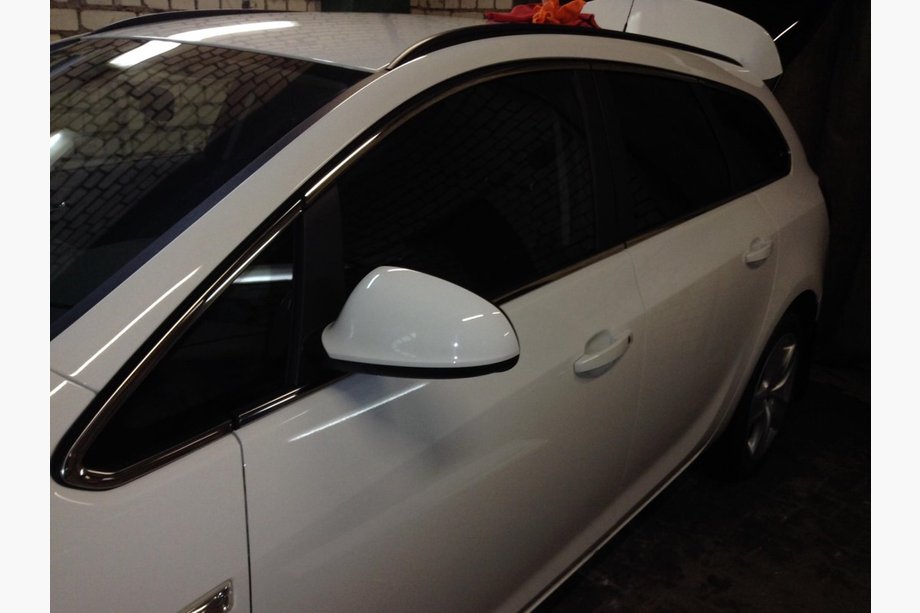 Opel Astra J 2009-2015 Juego completo de molduras de ventanas en acero inoxidable (Sport Tourer, 12 piezas) Foto 3