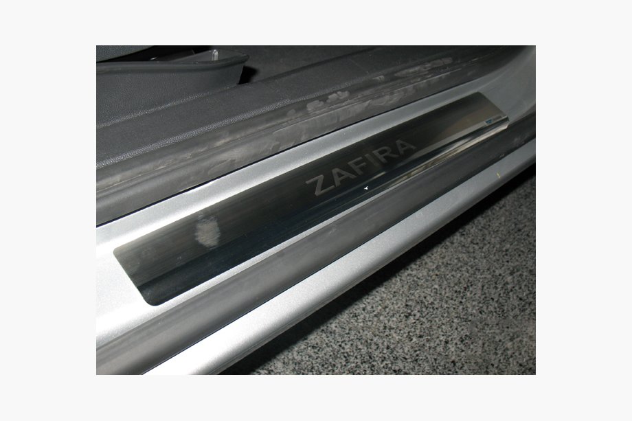 Opel Zafira B 2005–2011 Cubiertas de Umbral Nataniko (4 uds., Acero Inoxidable) Estándar - Cinta Lohmann, 0,5 mm Foto 1